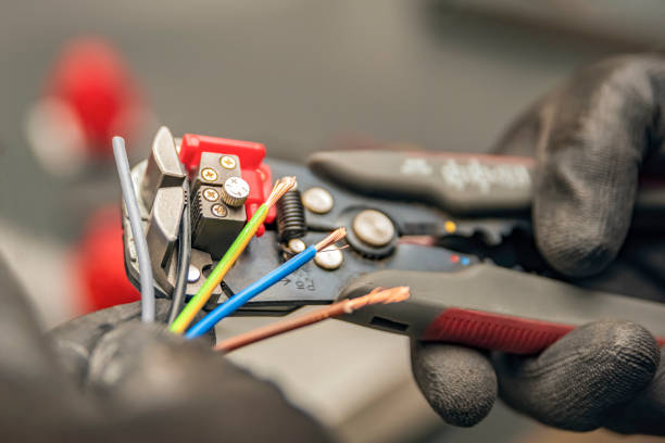 Best Electrical Installation Contractor  in Reform, AL